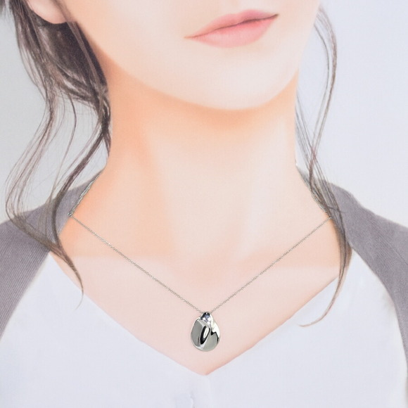 Tiffany Elsa Peretti Madonna pendant necklace Silver CO - Picture 5 of 5